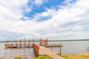 Купание в озере - изображение